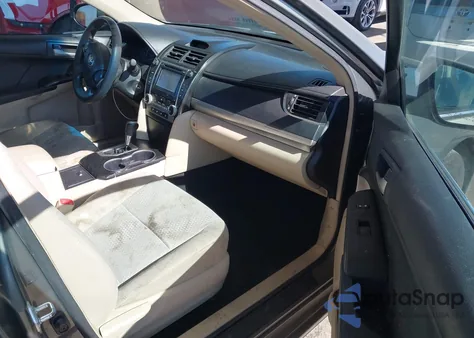 2012 Toyota Camry Le z USA, uszkodzony, nr VIN 4T1BF1FK7CU582208